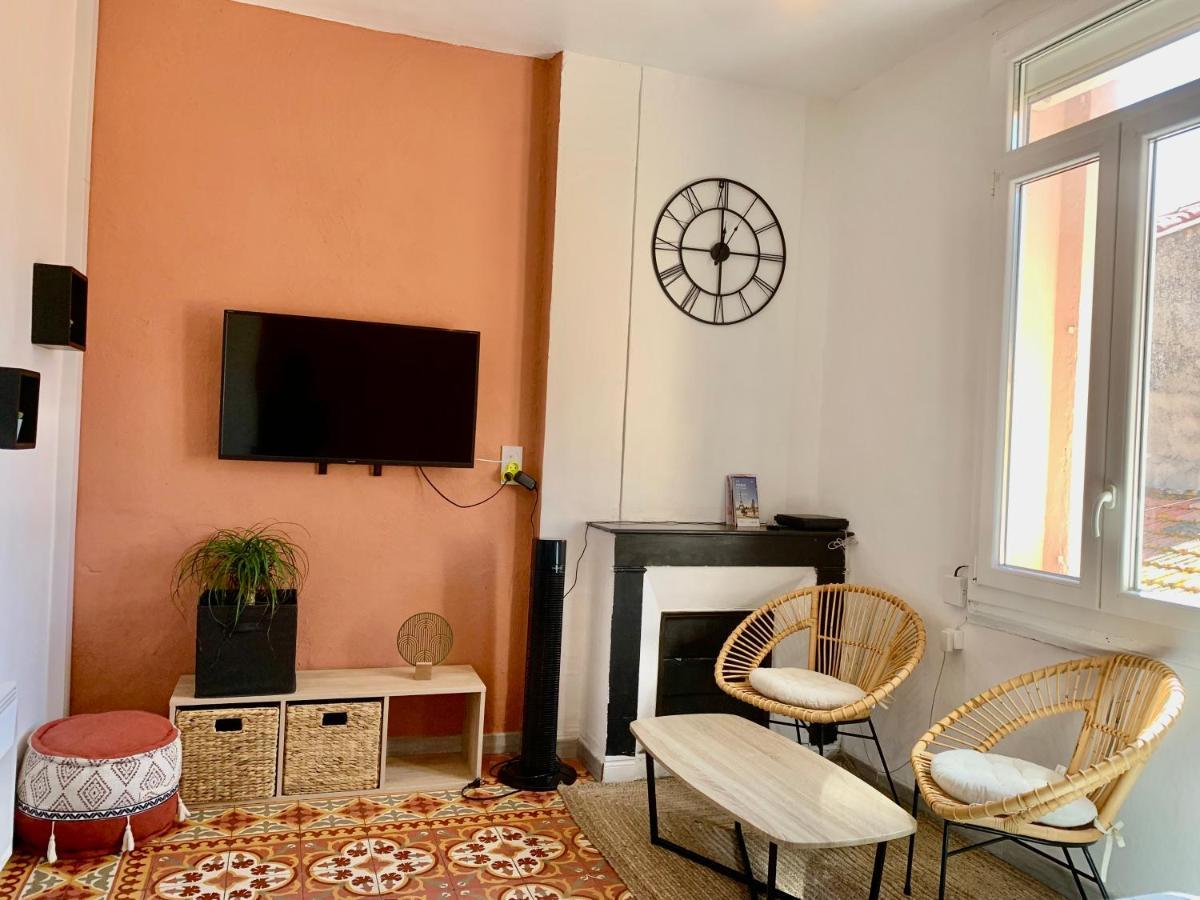 פרפיניין Can Py Studio - Confort Et Wifi Idealement Situe Entre Fac, Centre Et Gare מראה חיצוני תמונה